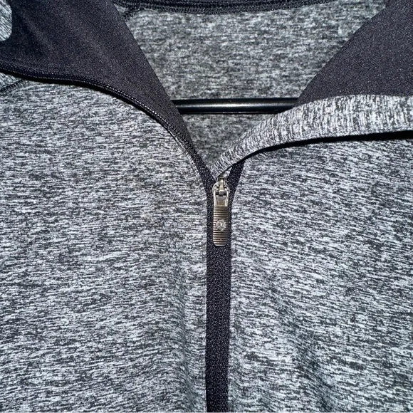 Lululemon Always Alert 1/2 Zip - Picture 2 of 6